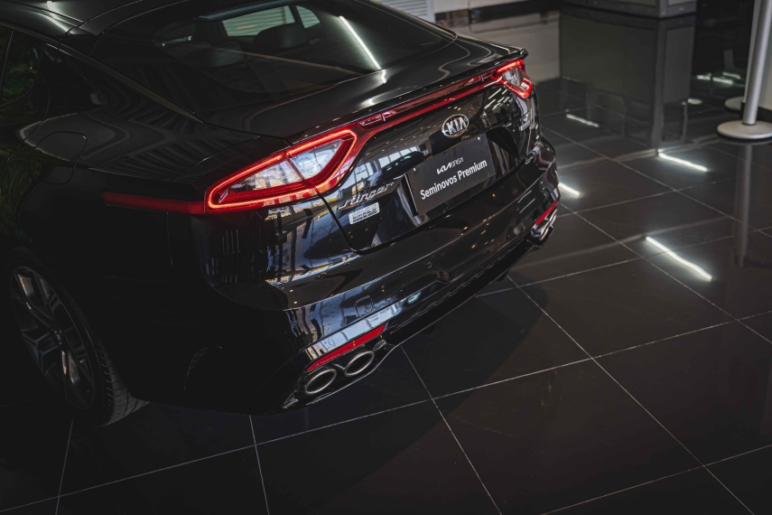 KIA STINGER 3.3 V6 GDI GASOLINA GT AWD * Edição Exclusiva