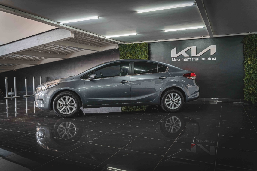 KIA CERATO 2019 Cinza